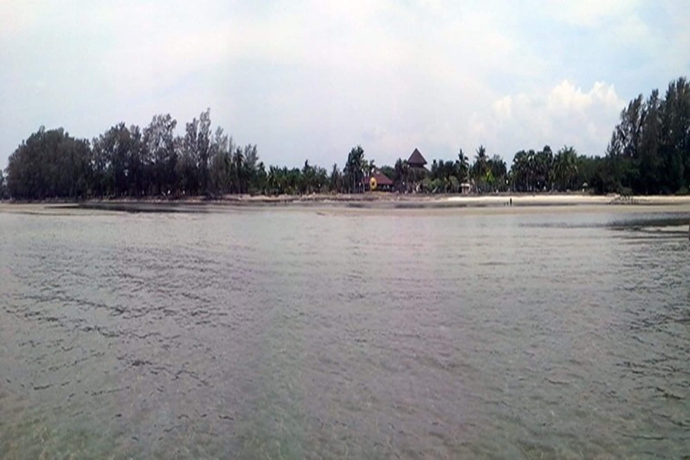 Imagen de los exteriores del Hotel Rock Garden Beach Resort. Foto 15