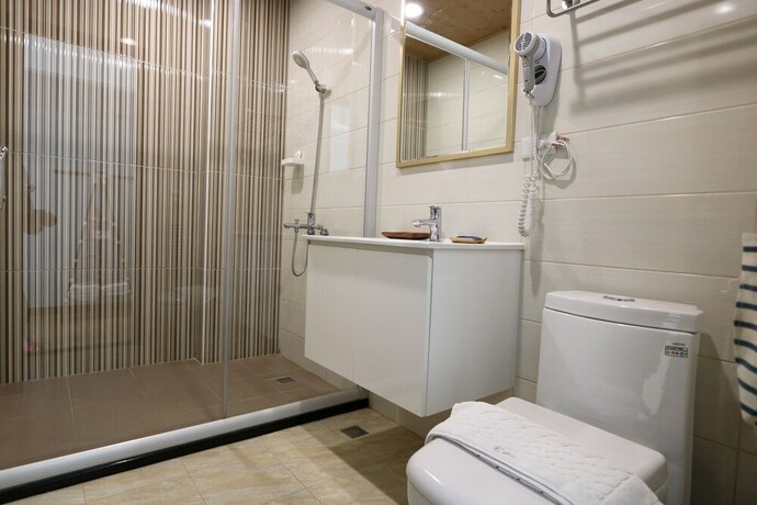 Imagen de la habitación del Hotel Rock Inn. Foto 21