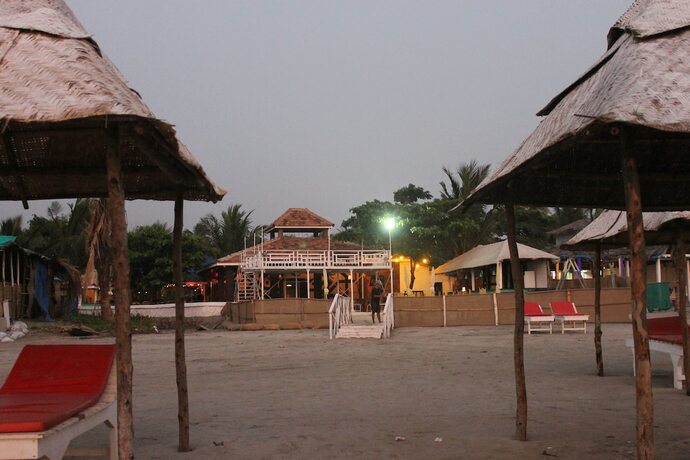 Imagen general del Hotel Rock Water Resort. Foto 7