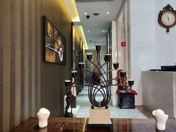 Imagen del bar/restaurante del Hotel Rockland, JAIPUR. Foto 18