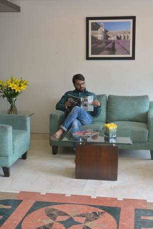 Imagen de los interiores del Hotel Rockland Panchsheel Enclave. Foto 15