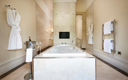 Imagen general del Hotel Rockliffe Hall Golf & Spa. Foto 2