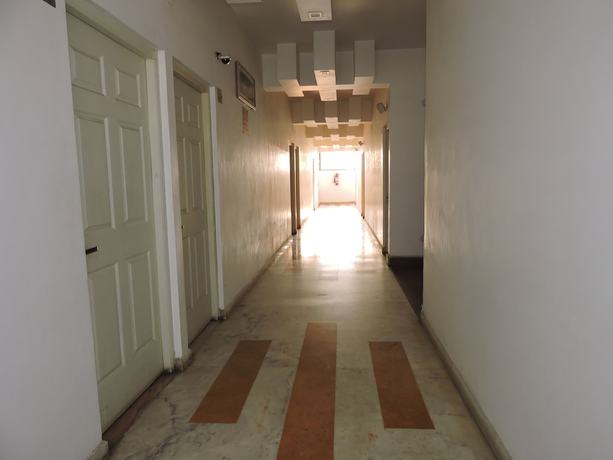 Imagen de los interiores del Hotel Rockwood, Paonta Sahib. Foto 10