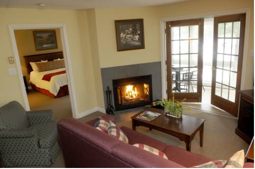 Imagen de la habitación del Hotel Rocky Crest Golf Resort. Foto 11