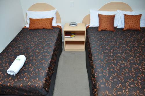 Imagen de la habitación del Hotel Rocky Gardens Motor Inn. Foto 3