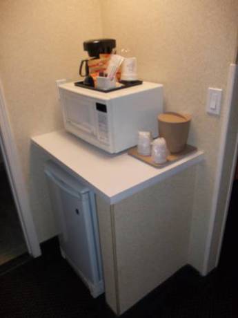 Imagen de la habitación del Hotel Rocky Inn Express. Foto 3