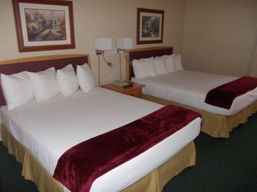 Imagen de la habitación del Hotel Rocky Inn Express. Foto 5