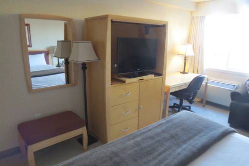 Imagen de la habitación del Hotel Rocky Inn Express. Foto 10