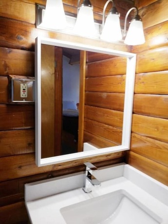 Imagen general del Hotel Rocky Inn, Valemount. Foto 2