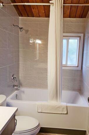Imagen general del Hotel Rocky Inn, Valemount. Foto 5