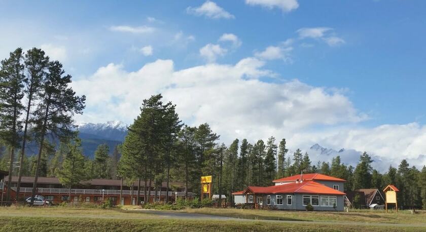 Imagen general del Hotel Rocky Inn, Valemount. Foto 6