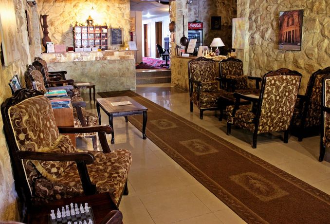 Imagen de los interiores del Hotel Rocky Mountain. Foto 20