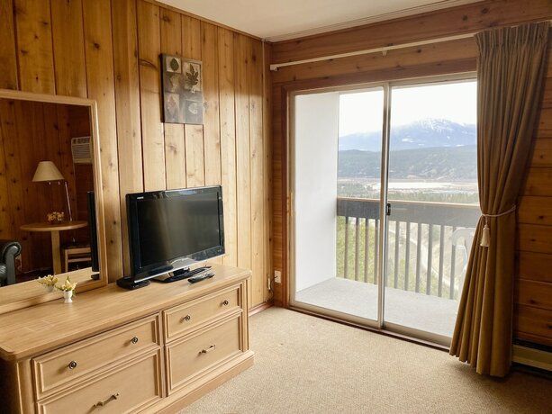 Imagen de la habitación del Hotel Rocky Mountain Springs Lodge. Foto 16
