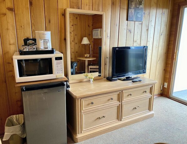 Imagen de la habitación del Hotel Rocky Mountain Springs Lodge. Foto 18