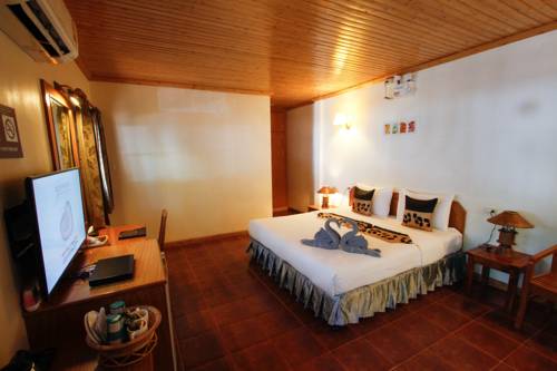 Imagen de la habitación del Hotel Rocky Point Resort. Foto 9