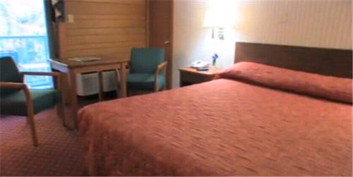 Imagen general del Hotel Rocky Waters Motor Inn. Foto 1