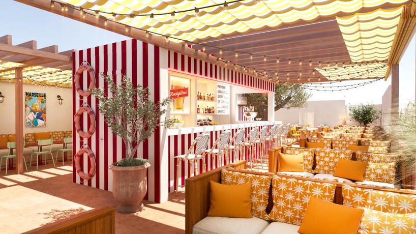 Imagen del bar/restaurante del Hotel RockyPop Marseille. Foto 2