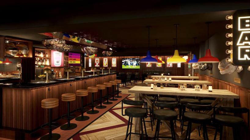 Imagen del bar/restaurante del Hotel RockyPop Marseille. Foto 3