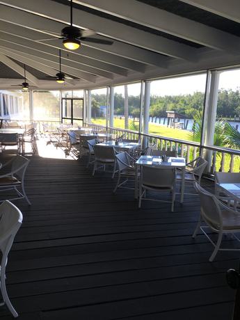 Imagen del bar/restaurante del Hotel Rod And Gun Club. Foto 7