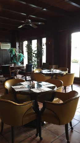 Imagen del bar/restaurante del Hotel Rod And Gun Club. Foto 8