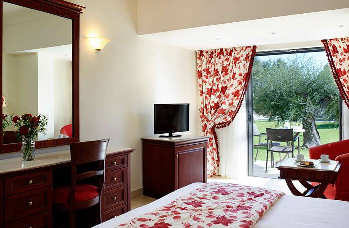 Imagen de la habitación del Hotel Roda Beach Resort and Spa All-inclusive. Foto 12