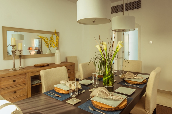Imagen de la habitación del Hotel Roda Boutique Villas. Foto 5