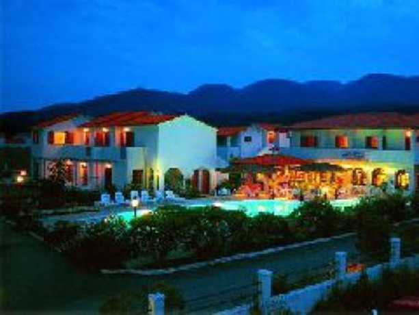 Imagen general del Hotel Roda Garden Village. Foto 8