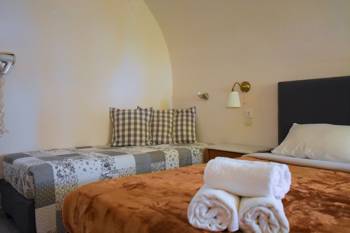 Imagen de la habitación del Hotel Rodakas. Foto 17