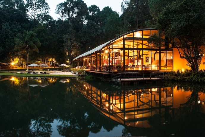 Imagen del bar/restaurante del Hotel Rodavento Valle de Bravo. Foto 2