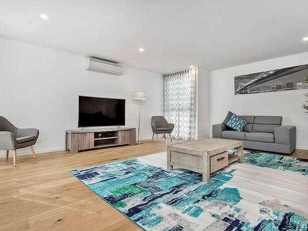 Imagen de la habitación del Hotel Roden Residences. Foto 23