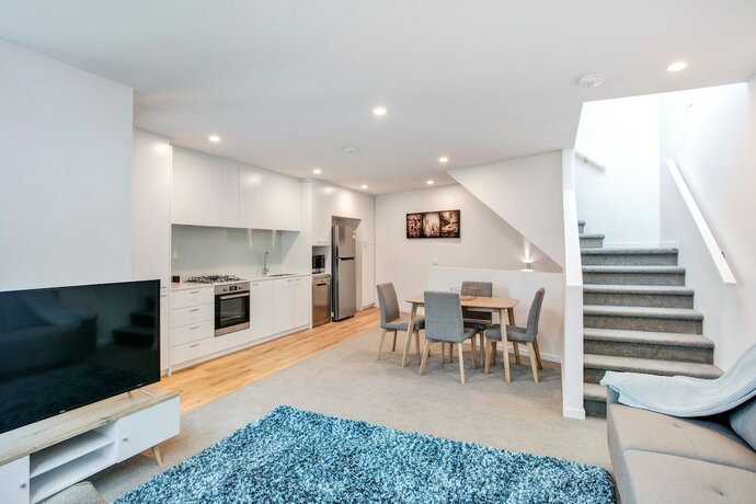 Imagen de la habitación del Hotel Roden Residences. Foto 28