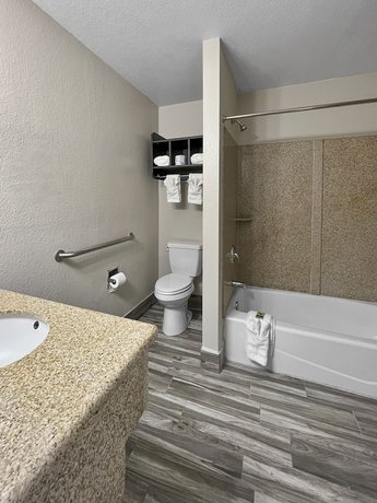 Imagen de la habitación del Hotel Rodeo Lodge. Foto 17