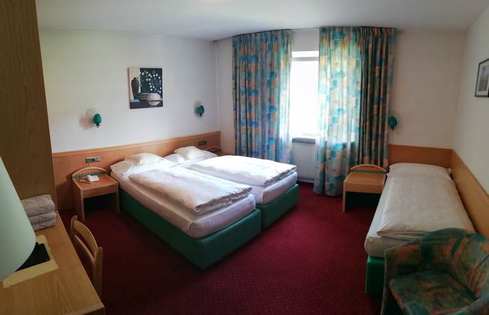 Imagen de la habitación del Hotel Rodes. Foto 15