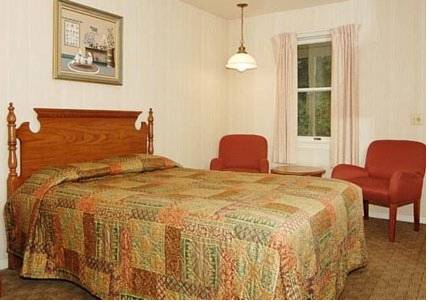 Imagen de la habitación del Hotel Rodeway Inn, Akron. Foto 3