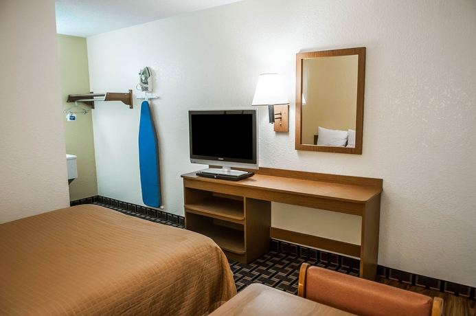 Imagen de la habitación del Hotel Rodeway Inn Albuquerque West. Foto 6