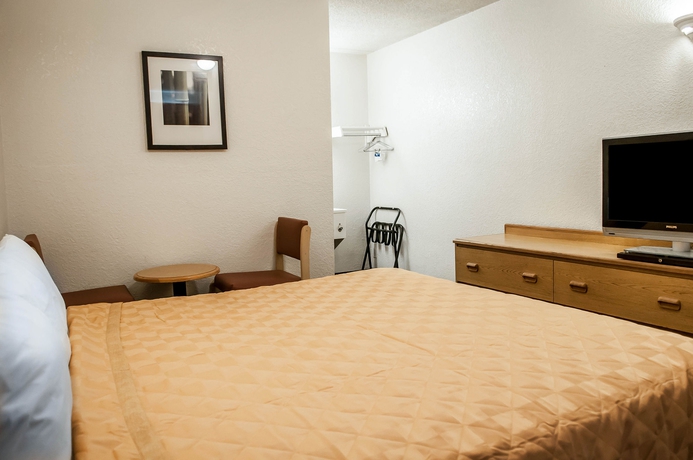 Imagen de la habitación del Hotel Rodeway Inn Albuquerque West. Foto 11