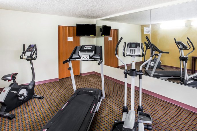 Imagen de los interiores del Hotel Rodeway Inn And Suites, Carrollton. Foto 19