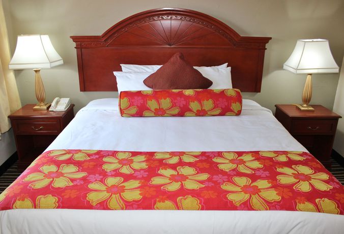 Imagen de los interiores del Hotel Rodeway Inn And Suites, Columbia. Foto 16