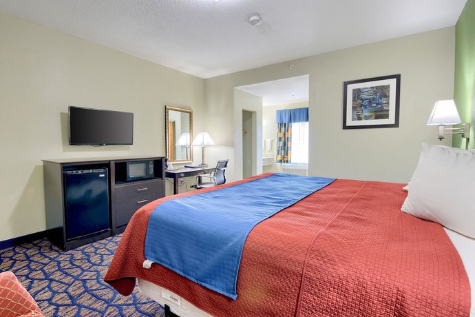 Imagen de la habitación del Hotel Rodeway Inn And Suites, Ithaca. Foto 3