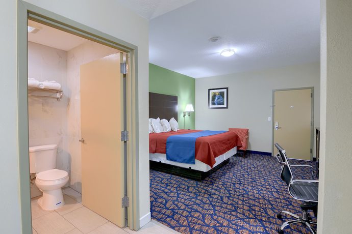 Imagen de la habitación del Hotel Rodeway Inn And Suites, Ithaca. Foto 15
