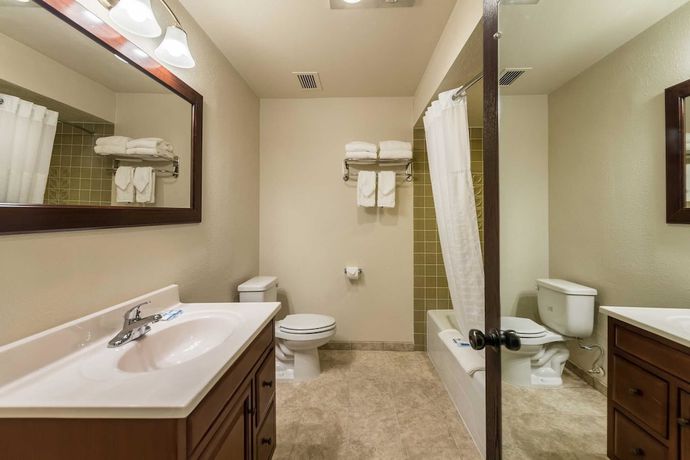 Imagen de la habitación del Hotel Rodeway Inn And Suites Portland - Jantzen Beach. Foto 12