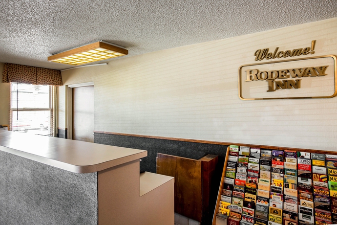 Imagen de los interiores del Hotel Rodeway Inn, Asheville. Foto 6