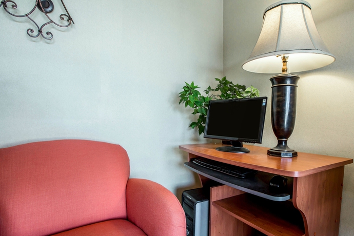 Imagen de los interiores del Hotel Rodeway Inn, Asheville. Foto 7
