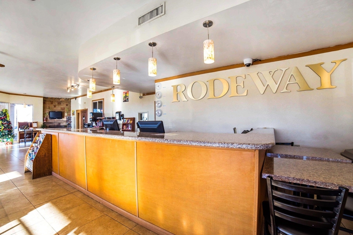 Imagen de los interiores del Hotel Rodeway Inn At Lake Powell. Foto 12
