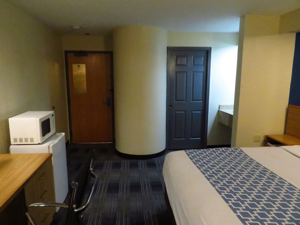 Imagen de la habitación del Hotel Rodeway Inn At Six Flags. Foto 4