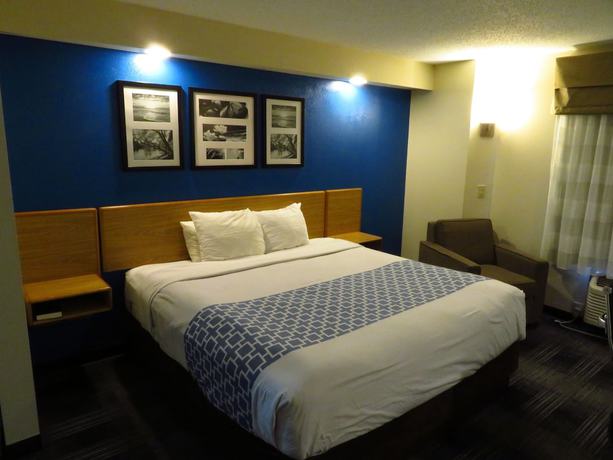 Imagen de la habitación del Hotel Rodeway Inn At Six Flags. Foto 10