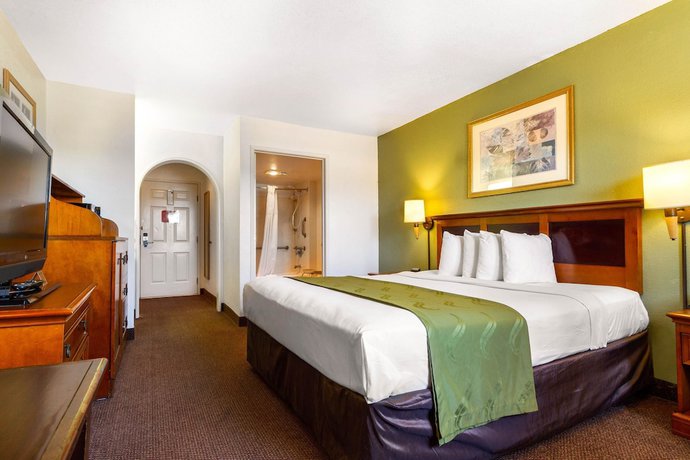 Imagen de la habitación del Hotel Rodeway Inn Auburn - Foresthill. Foto 3