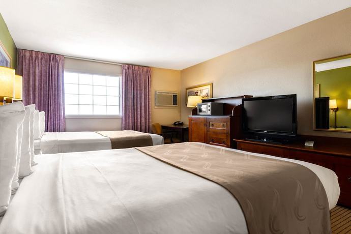 Imagen de la habitación del Hotel Rodeway Inn Auburn - Foresthill. Foto 17