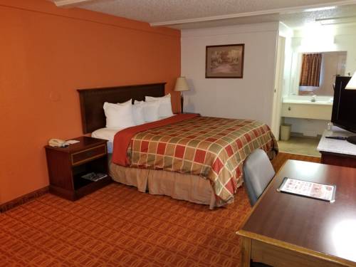 Imagen de la habitación del Hotel Rodeway Inn Auburn Hills. Foto 3