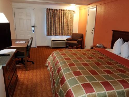 Imagen de la habitación del Hotel Rodeway Inn Auburn Hills. Foto 5